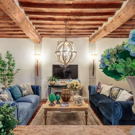 Casa Kathy, Smart And Convenient Luxury 2 Bedrooms Inside The Walls